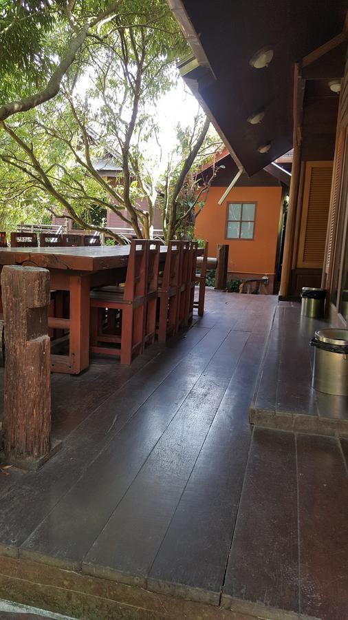 Ruean Mai Chai Khlong Amphawa Exterior photo